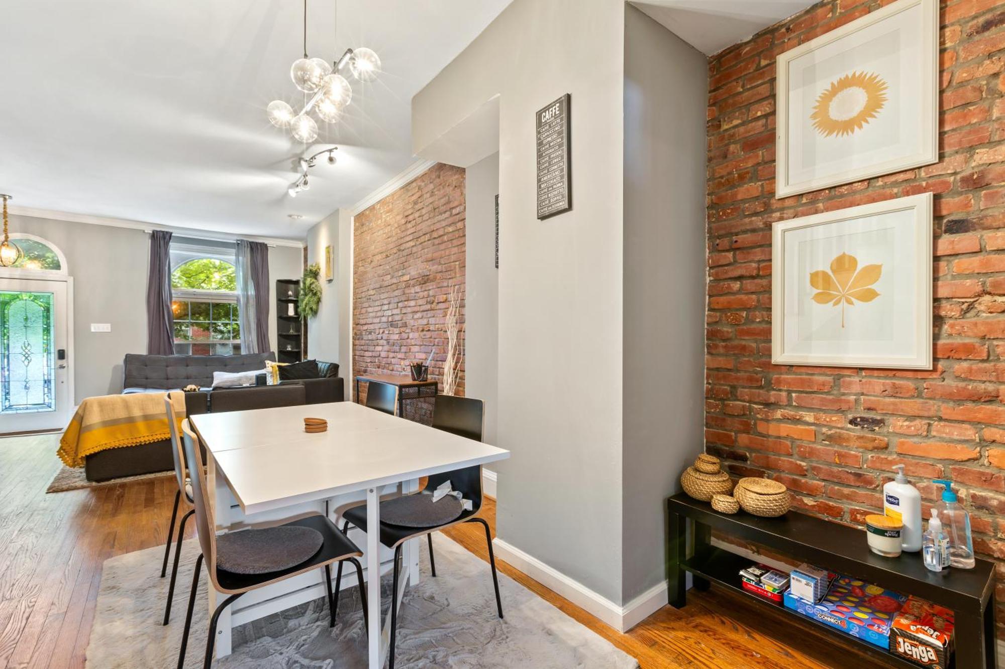 Pristine Townhouse With Rooftop Deck Near Canton! Балтимор Екстериор снимка